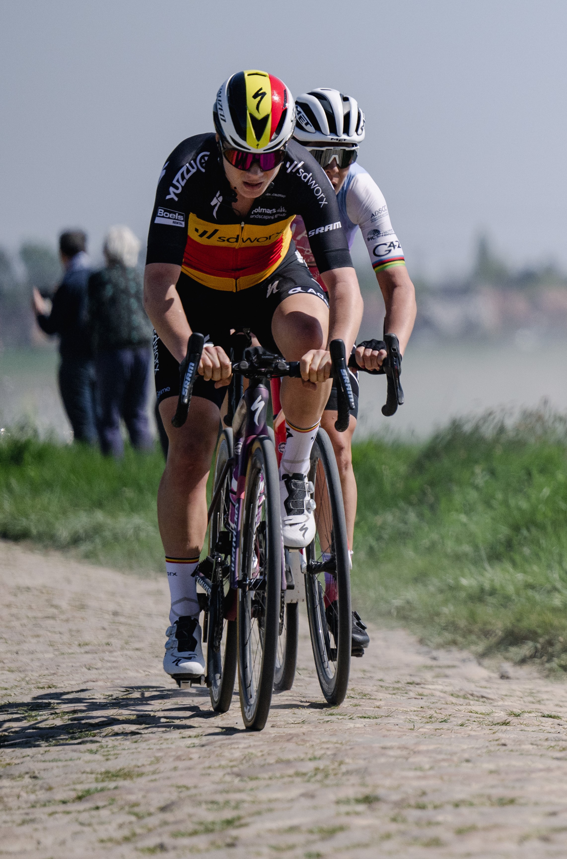 Lotte Kopecky finishes 2nd in Paris-Roubaix